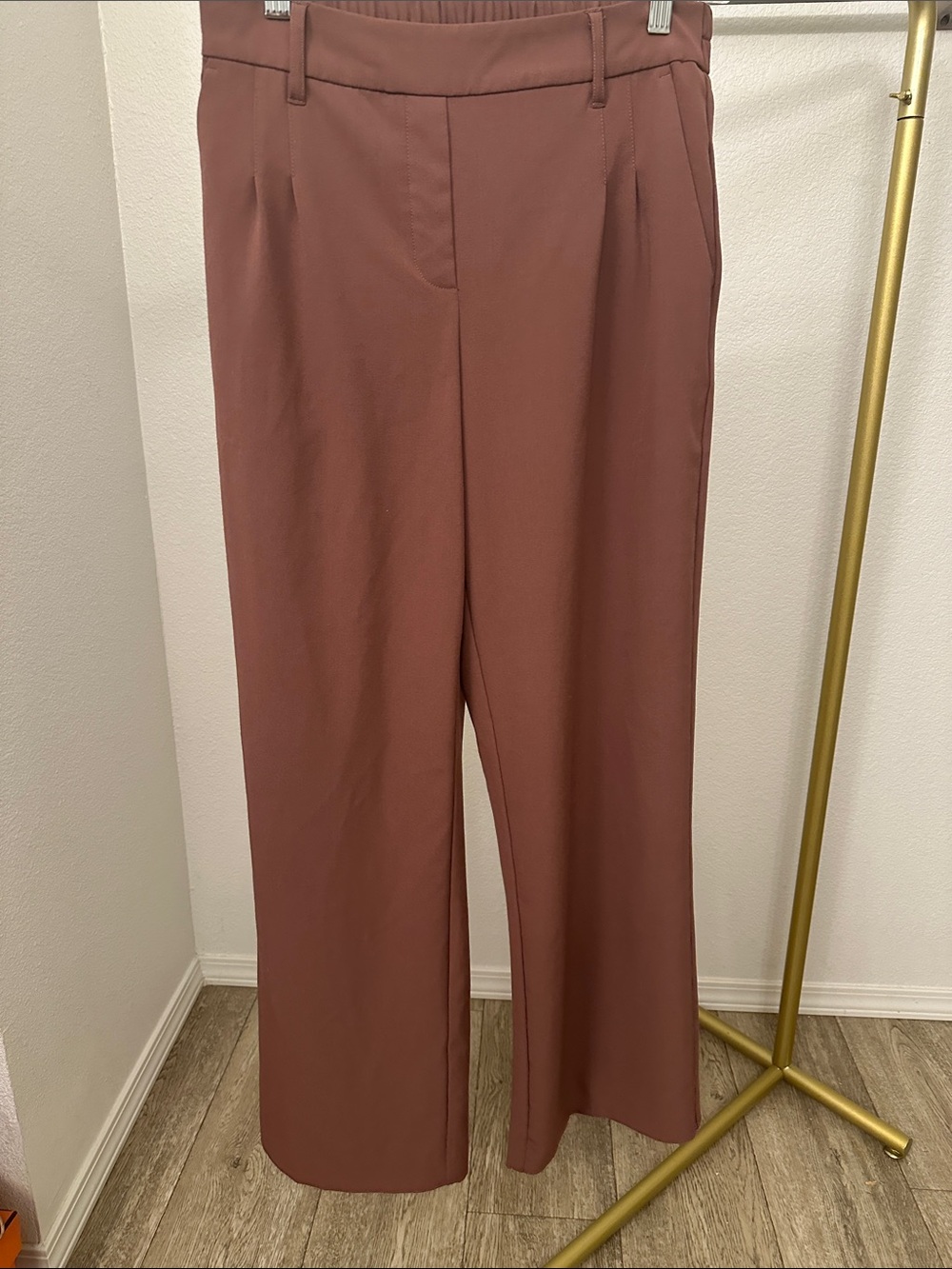 High-Rise Wide-Leg Pants in Dusty Rose